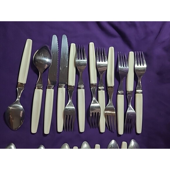 Vintage Lot of 23 Corelle Spice Of Life Flatware Spoons, Knives & Forks - Picture 6 of 8